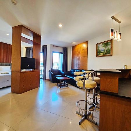 President Hotel Udonthani Екстер'єр фото