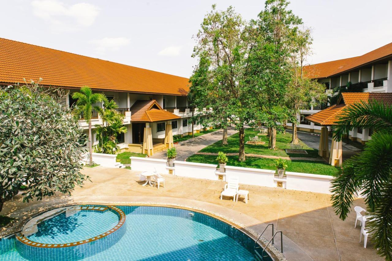 President Hotel Udonthani Екстер'єр фото