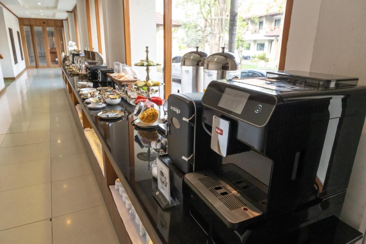 President Hotel Udonthani Екстер'єр фото