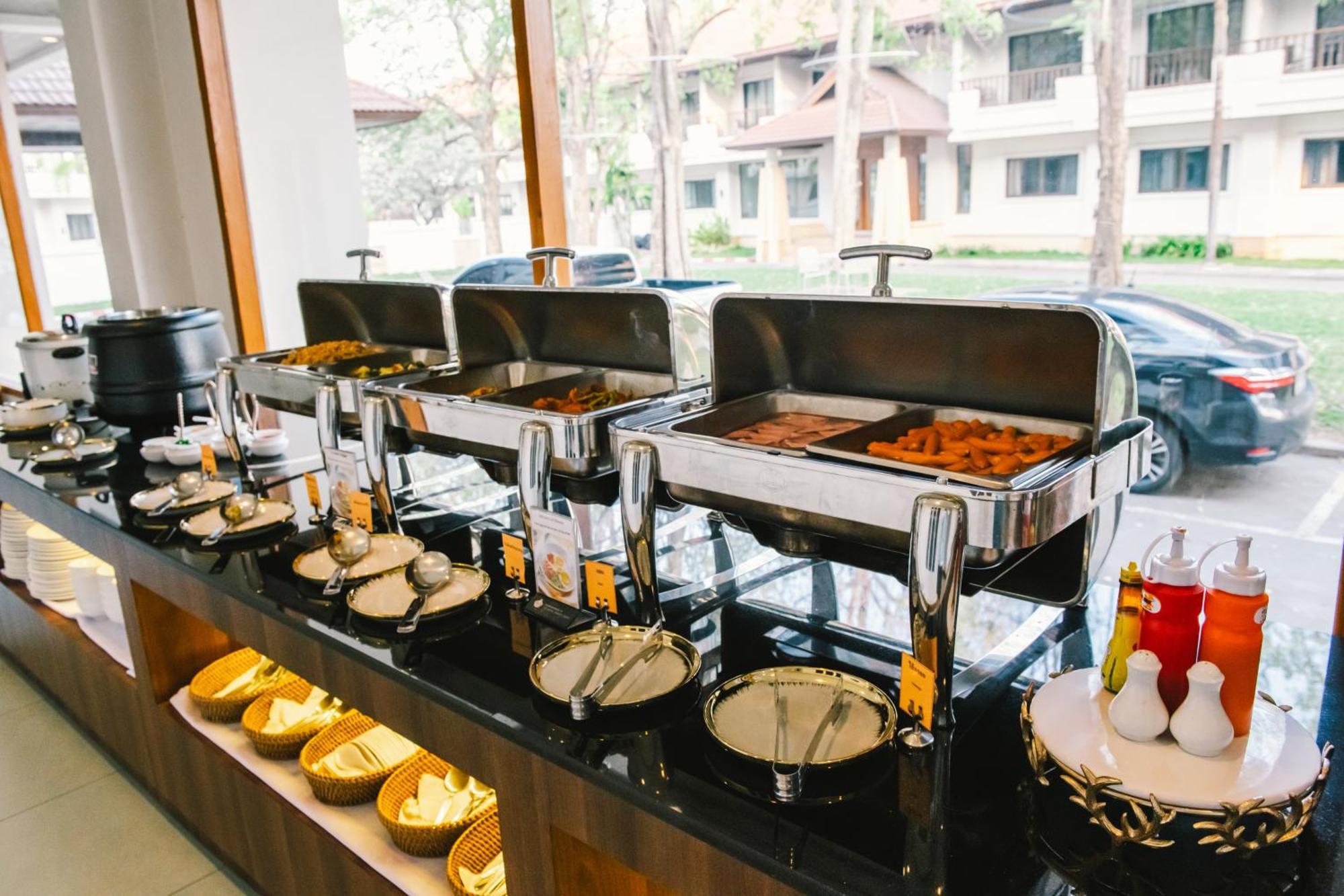 President Hotel Udonthani Екстер'єр фото