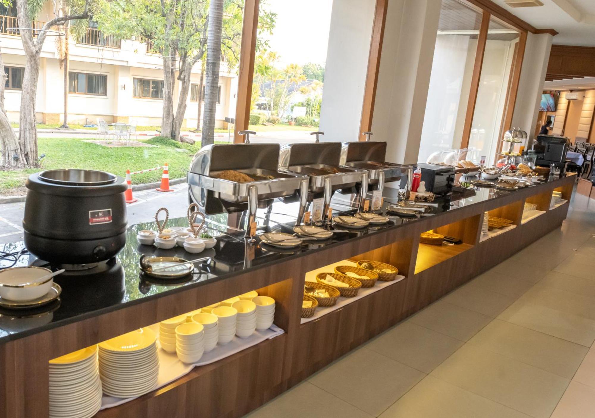 President Hotel Udonthani Екстер'єр фото