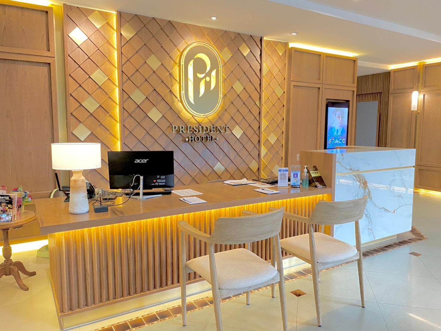 President Hotel Udonthani Екстер'єр фото