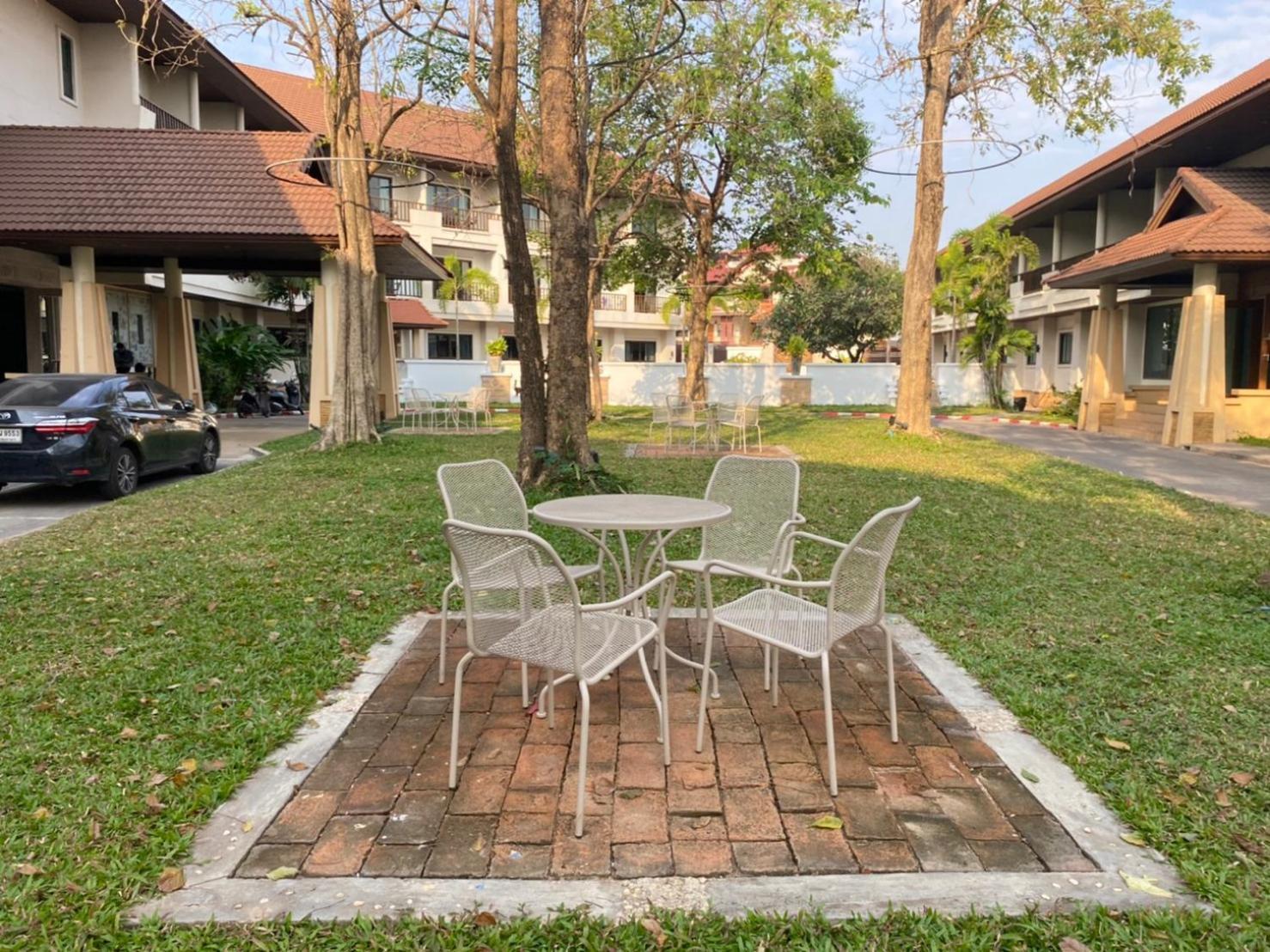 President Hotel Udonthani Екстер'єр фото